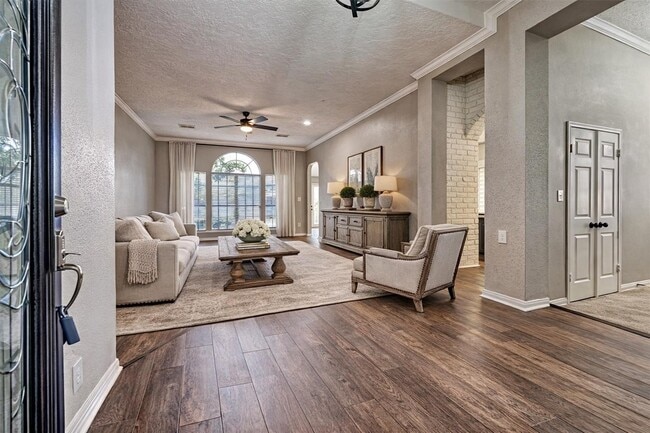 Building Photo - 15419 Redbud Leaf Ln