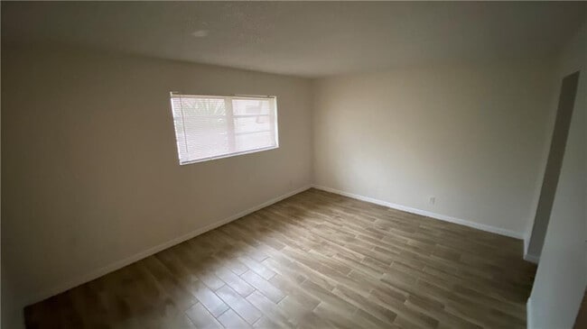 Building Photo - 5269 SW 40th Ave