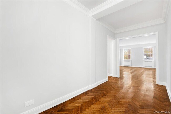 Building Photo - 45 Popham Rd