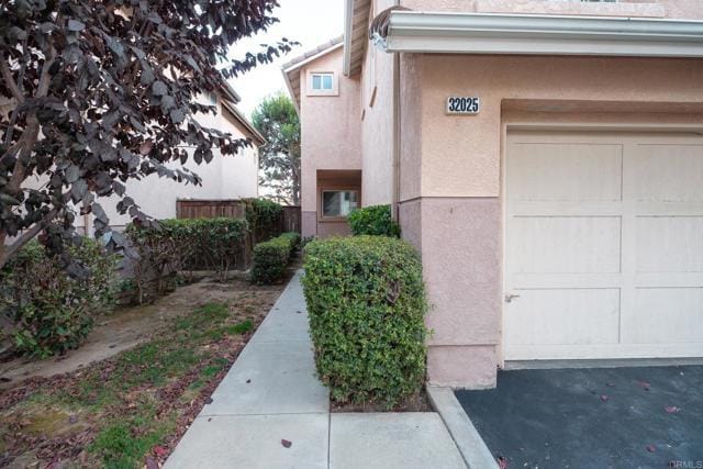 Building Photo - 32025 Arlington Cir