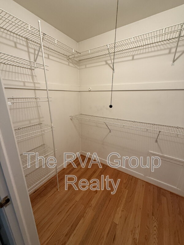 Building Photo - 10075 Aragon Dr