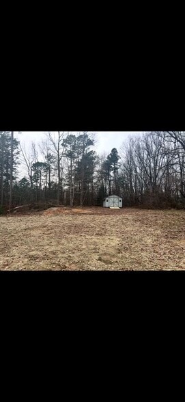 Building Photo - 251 Cameron Rd