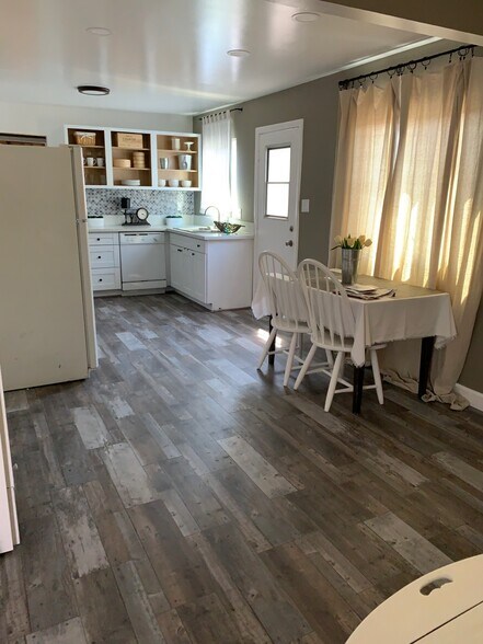 View of kitchen from living room - 14520 Pontlavoy Ave
