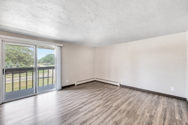 Building Photo - 1856 Verlin Rd