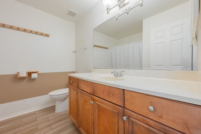 Building Photo - Ponte Vedra Beach 2nd Floor Condo Serene Water Views Private Beach Access and (1) Car Garage