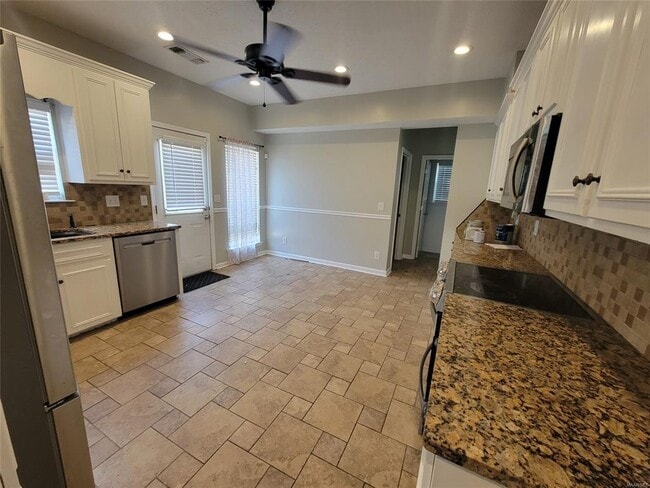 Building Photo - 1210 Mill Village Ln