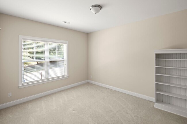 Building Photo - 541 Welsh Partridge Cir