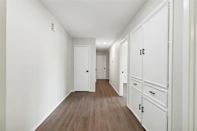 Building Photo - 826 Meadowview Ln