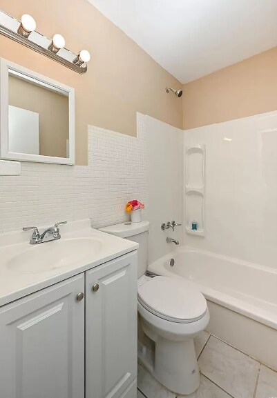 Building Photo - 240 Presley Dr