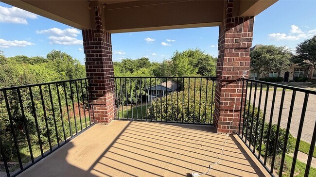 Building Photo - 6728 S Fork Dr