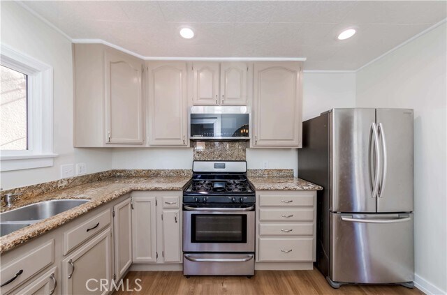 Building Photo - 1001 Monterey Rd