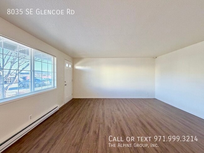 Building Photo - 8035 SE Glencoe Rd