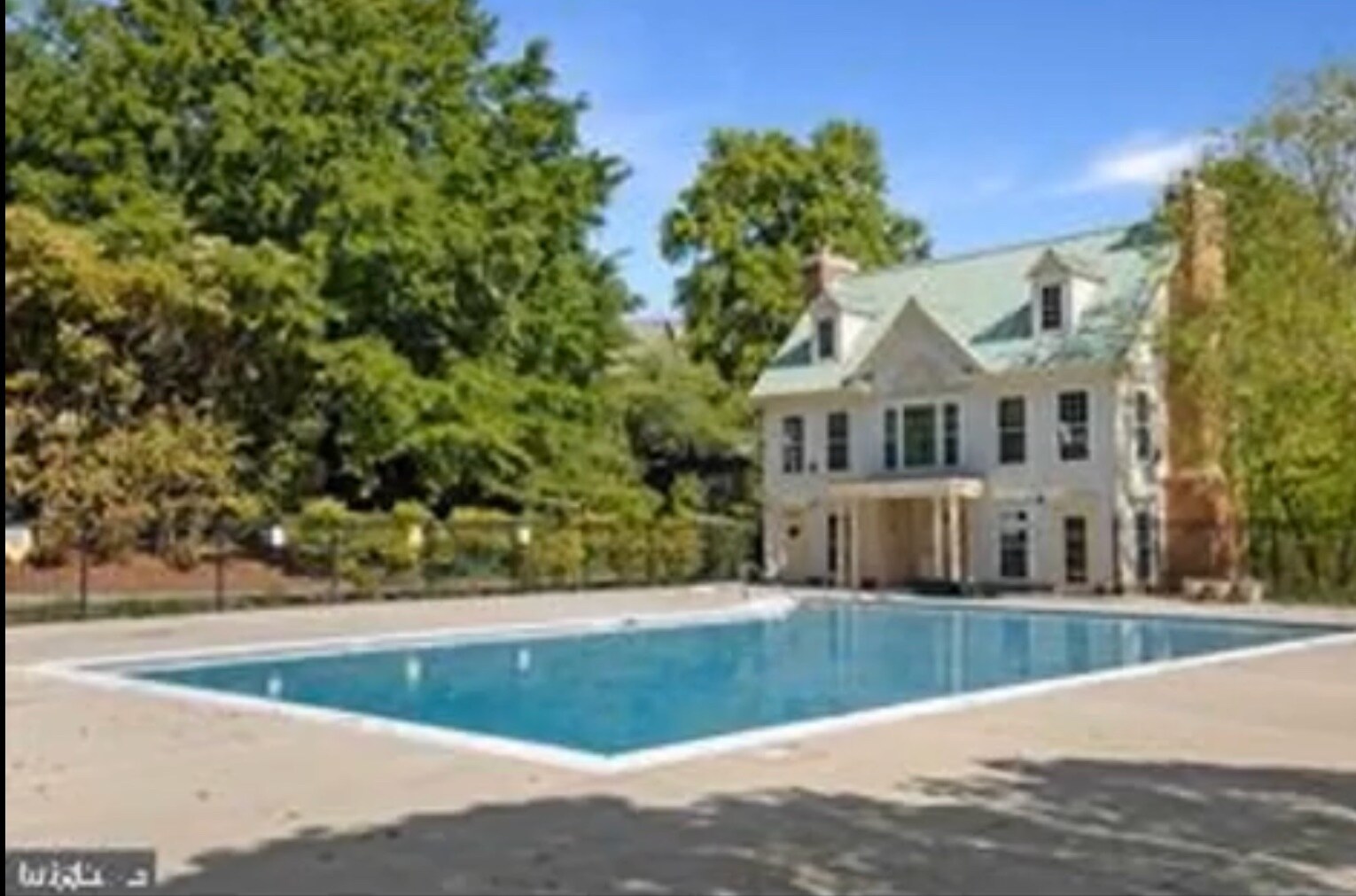 Pool - 1100 Quaker Hill Dr