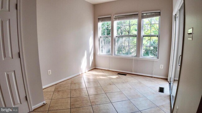 Building Photo - 9963 Fragrant Lilies Way