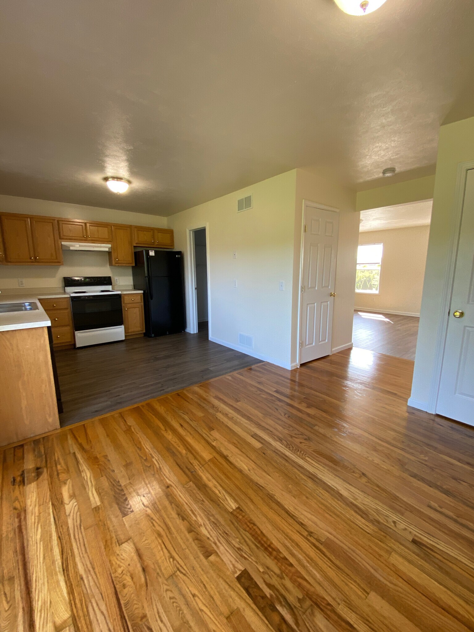 Building Photo - 204 Betsinger Rd