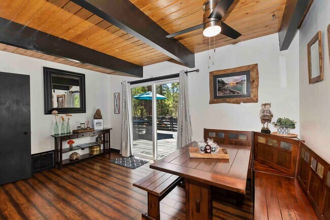 Building Photo - 1126 Sugarpine Rd