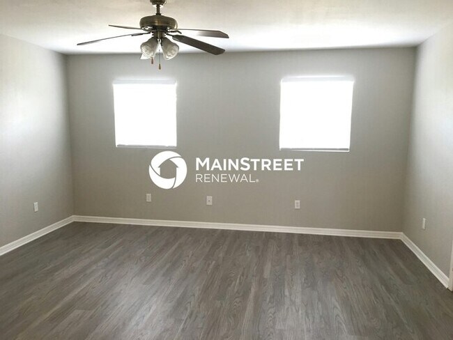 Building Photo - 3 Bedroom Pet-Friendly Home in Clearwater,...