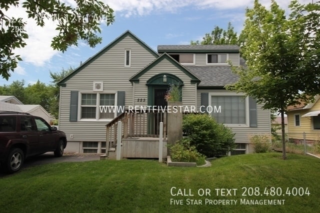 Primary Photo - 223 1/2 N 12th Ave-