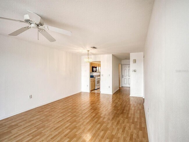 Building Photo - 4939 Floramar Terrace