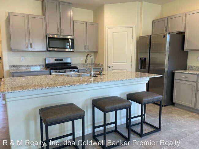 Building Photo - 4 br, 2 bath House - 4317 Glossier Avenue