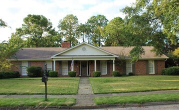 Building Photo - Home for Rent in Montgomery