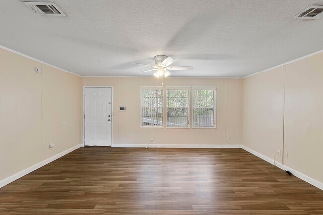 Building Photo - 10139 Marlin Dr