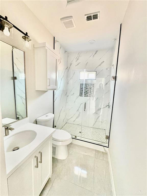 Building Photo - 12 Indian Creek Ave