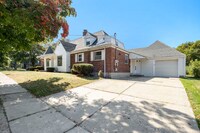 Building Photo - 75 S Fremont St NE