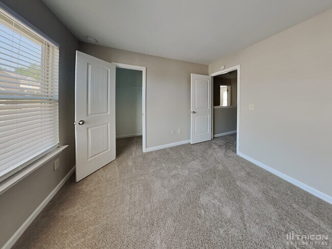 Building Photo - 81 Wyndham Ct