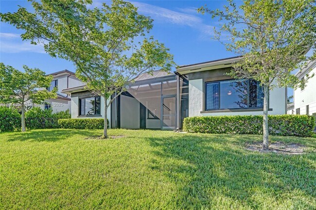 Building Photo - 10590 Mira Vista Dr