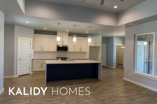 Building Photo - 306 Kirks Holw