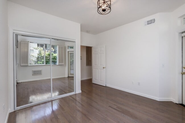 Building Photo - Updated 1BR/1BA Condo with Large Patio & Parking | Westside San Mateo | YouTube Tour