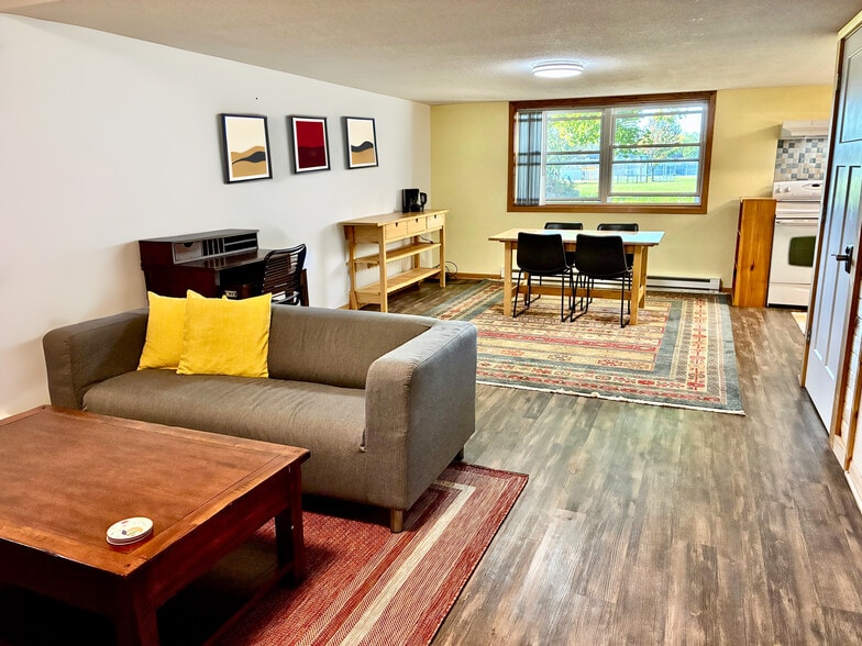 Primary Photo - 317 N Wasson Ln