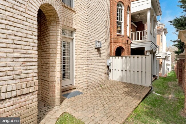 Building Photo - 7719 Spoleto Ln