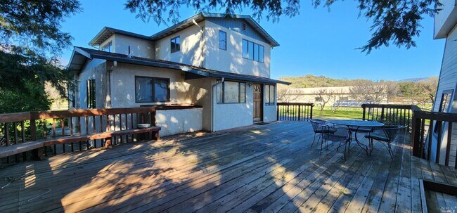 Building Photo - 5188 Gordon Valley Rd