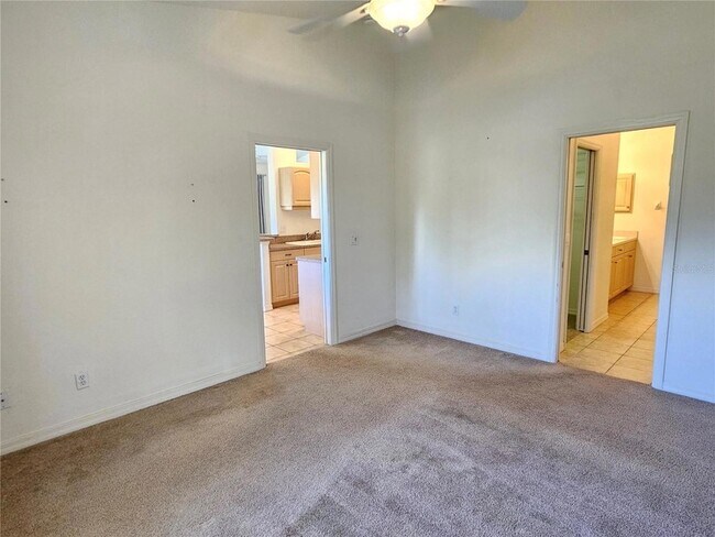 Building Photo - 904 Casa Del Lago Way