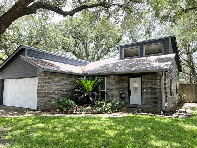 Building Photo - 3215 Keywood Ln