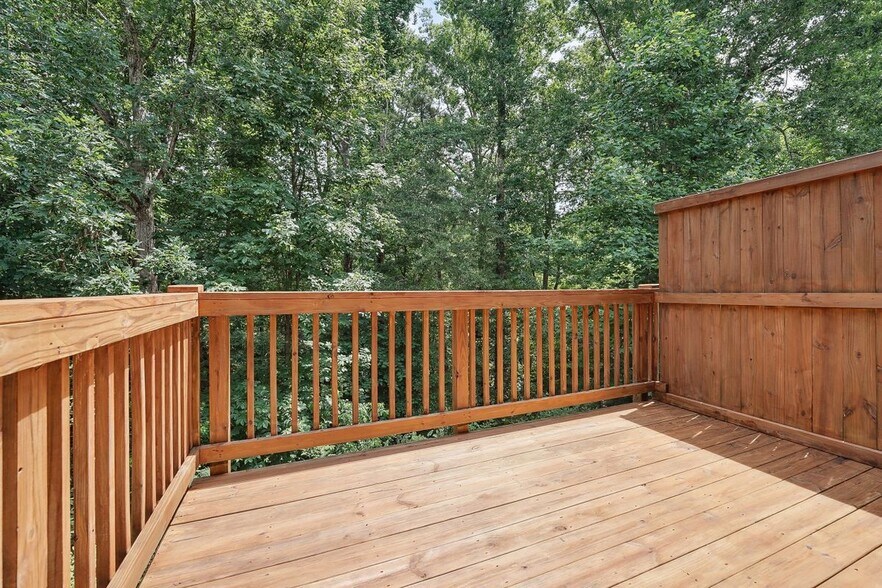 Building Photo - 5590 Bright Cross Wy