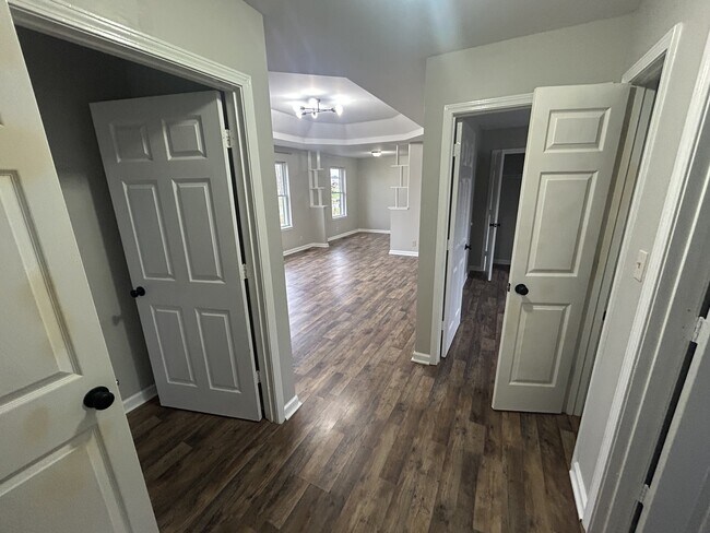 Building Photo - 1302 Sharptail Trail