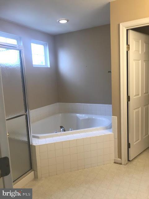 Building Photo - 2025 Germander Way