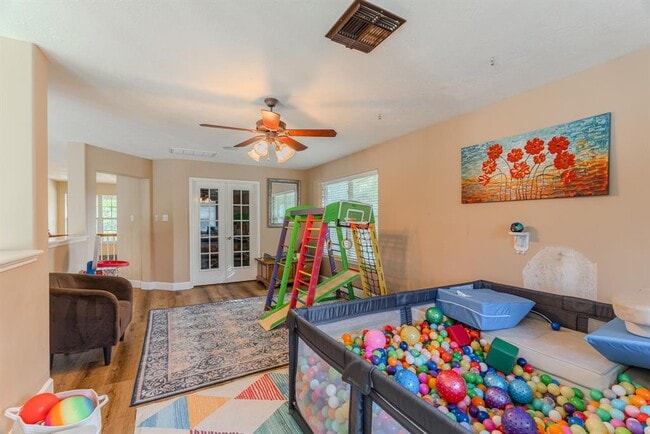Building Photo - 8303 Hayden Cove Dr
