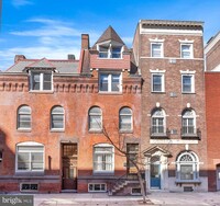 Building Photo - 240 S 13th St