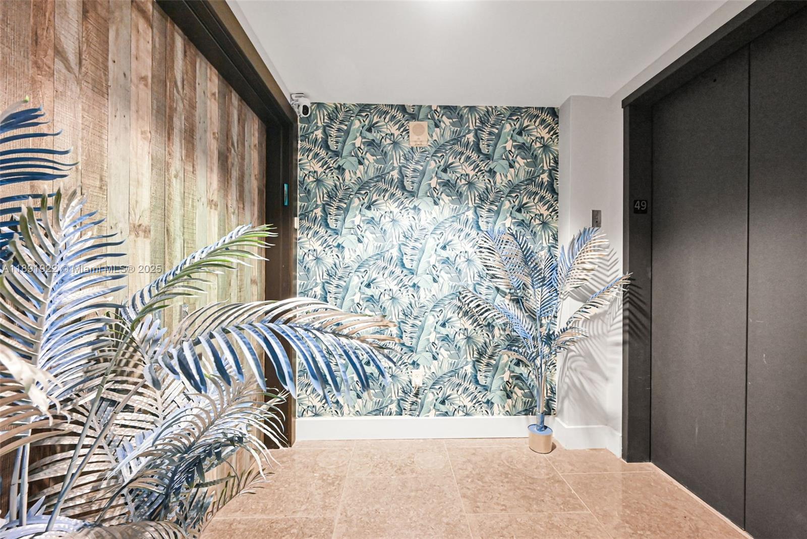 Building Photo - 900 Biscayne Blvd