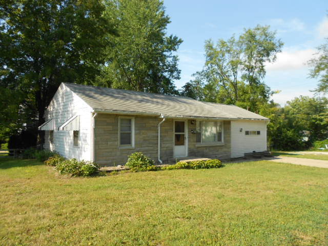 Primary Photo - 3 bedroom, 2 bath home located in Green Ac...