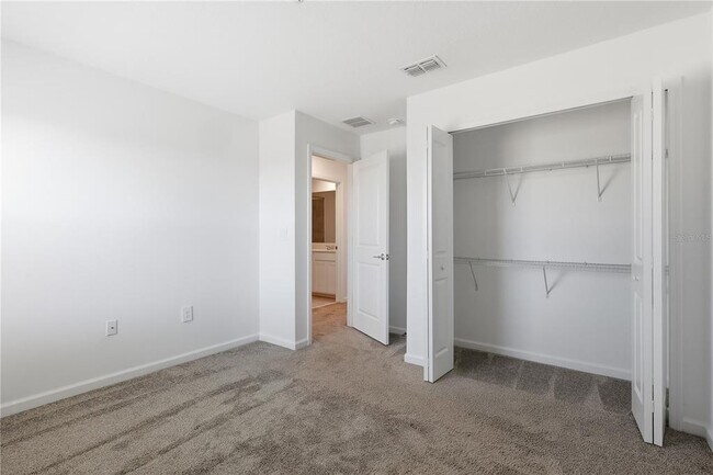 Building Photo - 10672 Words Dr