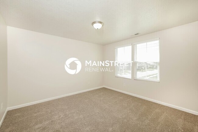 Building Photo - 5 Bedroom Pet-Friendly Home in CAMBY, IN with Main Street Renewal