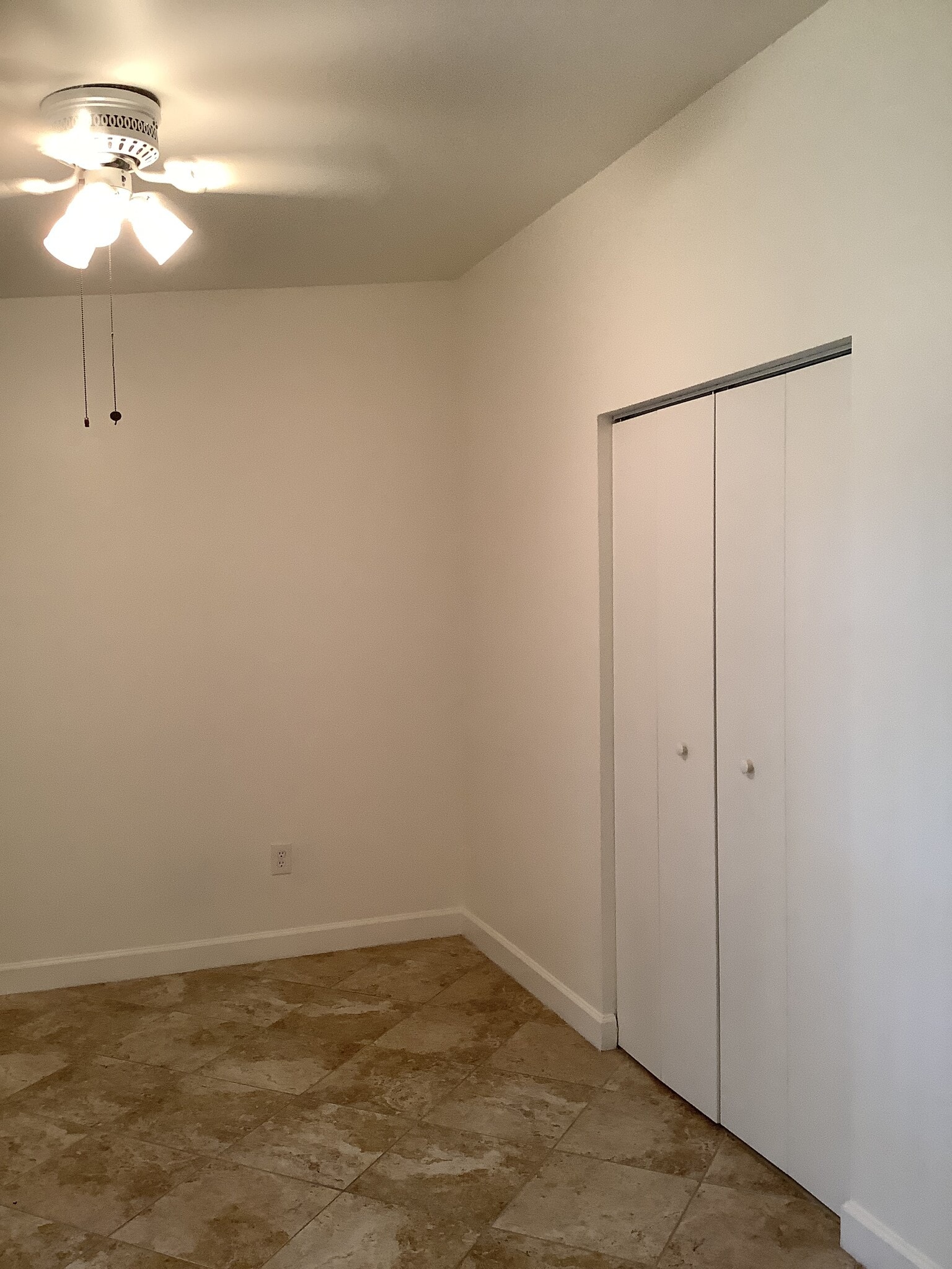 Building Photo - 11702 SW 108th Ln