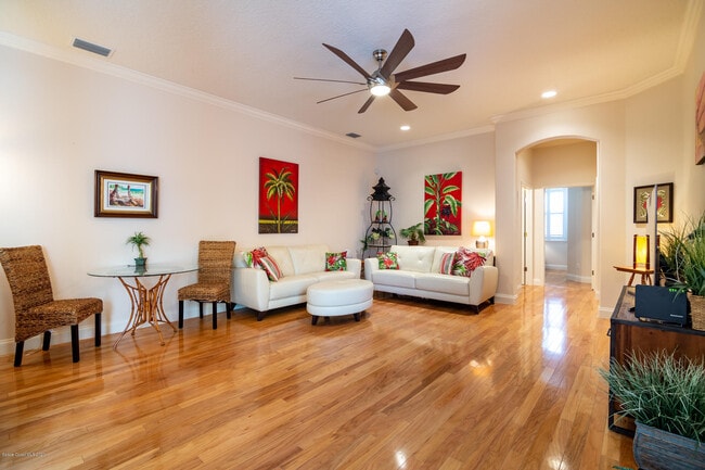 Building Photo - 4070 Alamanda Key Dr