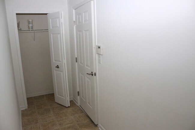 Building Photo - Located in the Detroit-Shoreway Area