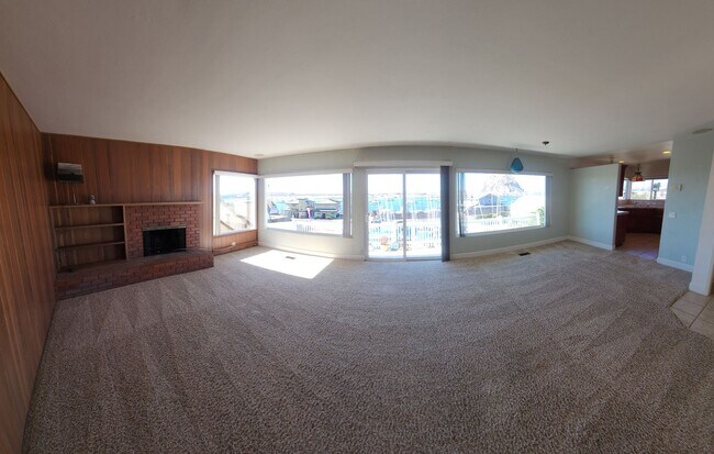 Building Photo - THOSE MORRO BAY VIEWS! Bright and Airy 2 b...